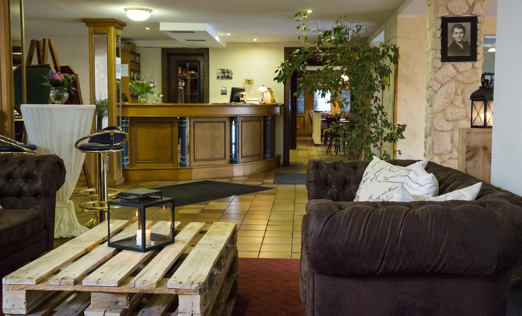 Hotel Eydt Kirchheim Kirchheim unter Teck Dış mekan fotoğraf